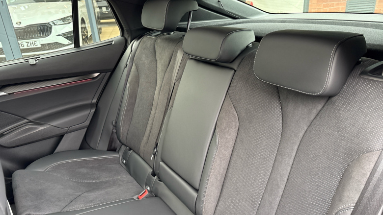 Skoda Enyaq 210kW 85x Sportline 82kWh 4x4 5dr Auto Electric 